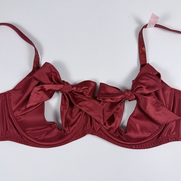 Victoria's Secret Other - Victoria's Secret Dream Angels Satin Peekaboo Bow Balconette Red Bra Size S-DD